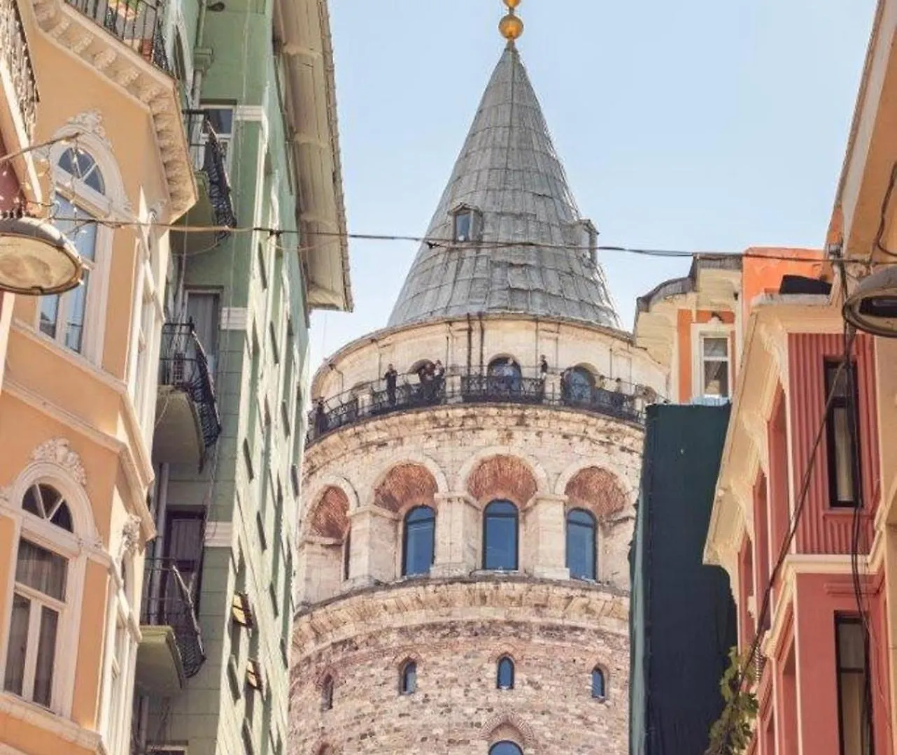 Warm Rustic Charming 2Bd Galata Wpatio Gem! #320 Daire İstanbul