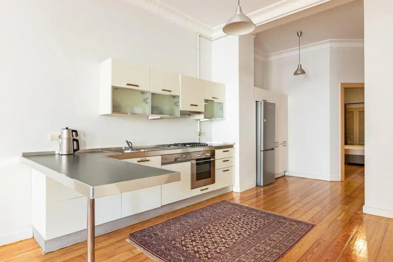 Warm Rustic Charming 2Bd Galata Wpatio Gem! #320 Daire İstanbul